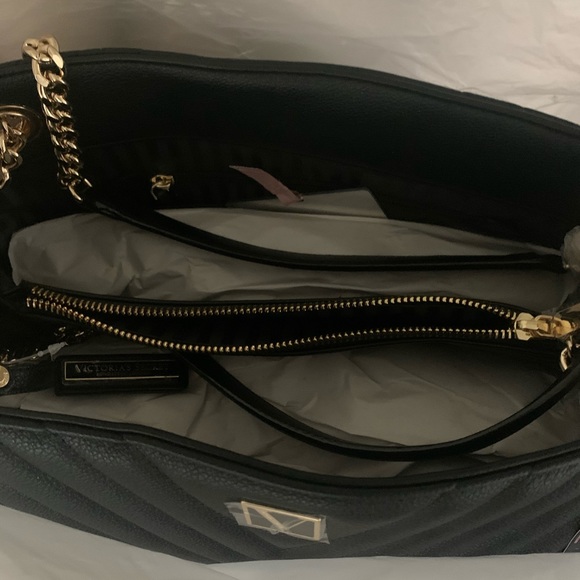 Victoria’s Secret large purse Snake skin print - Picture 10 of 15